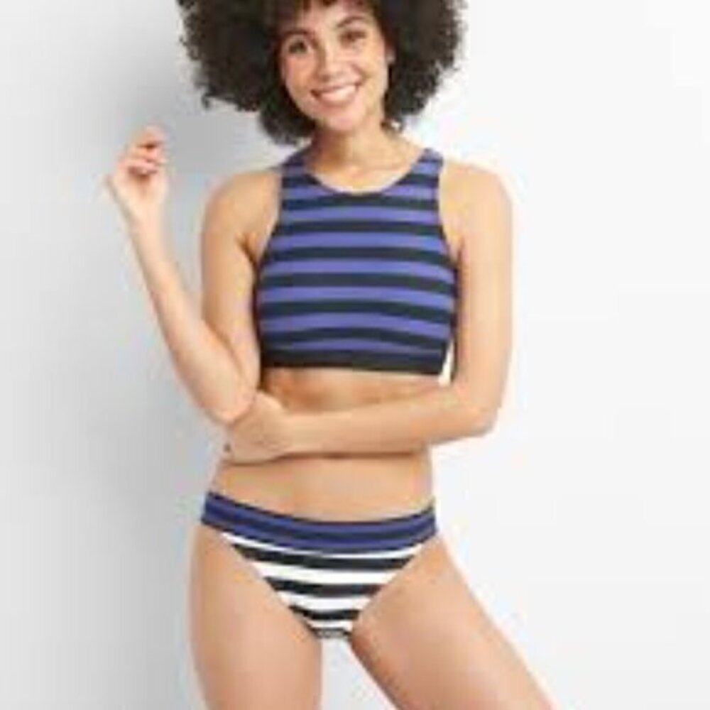 [Gap Fit] Crossback Sports Bra - Size XS